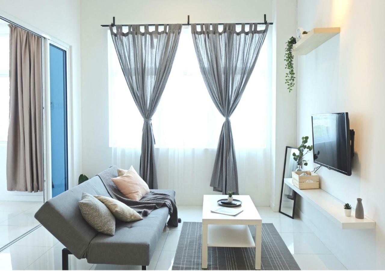 Puchong Skypod Residence, 1-5 Pax Cozy Unit, Walking Distance To Ioi Mall, 10Min Drive To Sunway Exterior photo